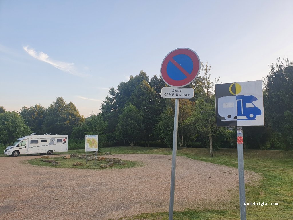 (76320) Saint-Pierre-lès-Elbeuf - Sentier du Château — foto 2