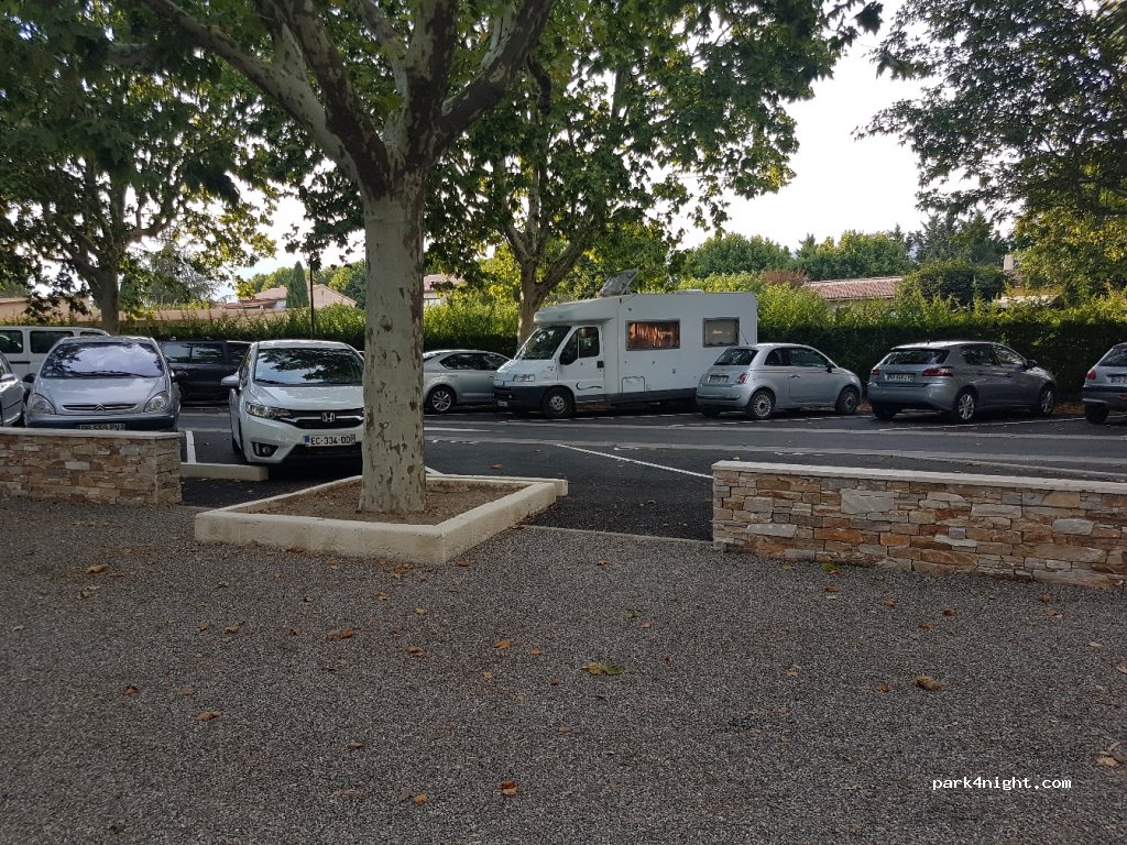 (84240) Saint-Martin-de-la-Brasque - 5615F Cours de la Burliere — foto