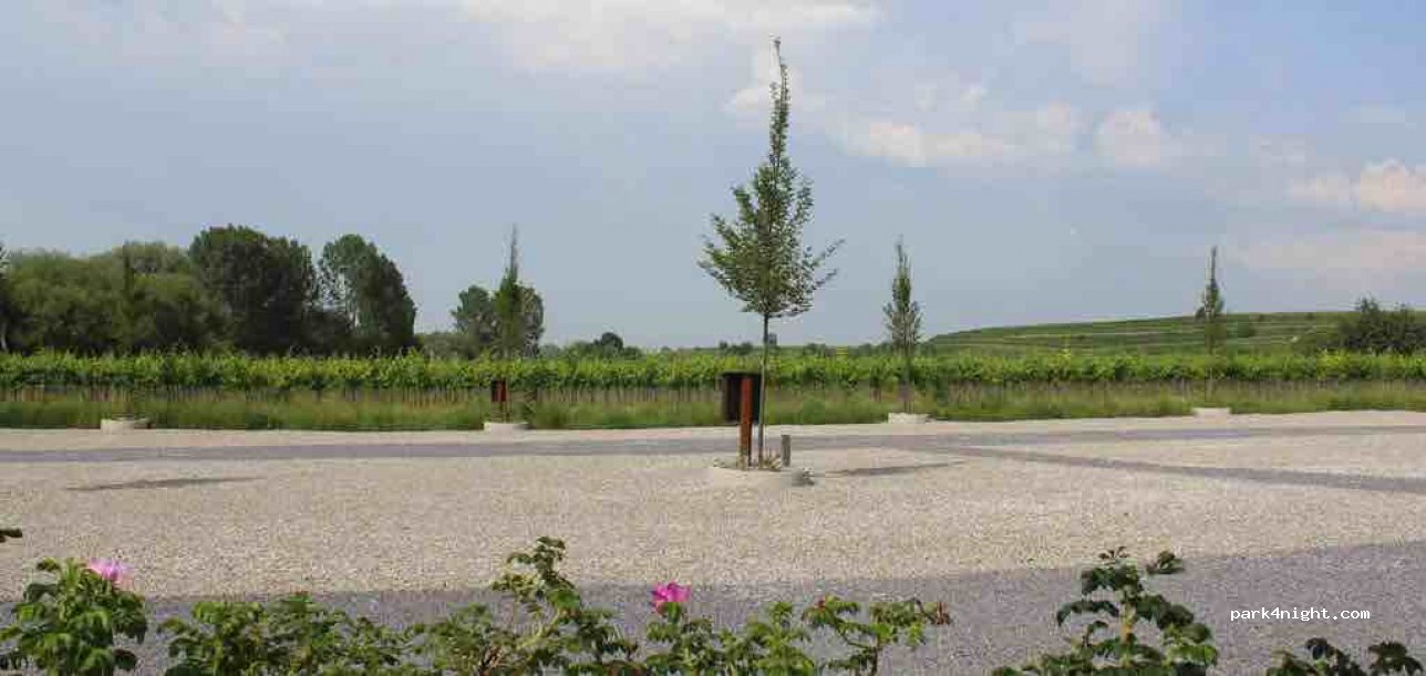 (79346) Endingen am Kaiserstuhl - Schambachhof 3 — foto