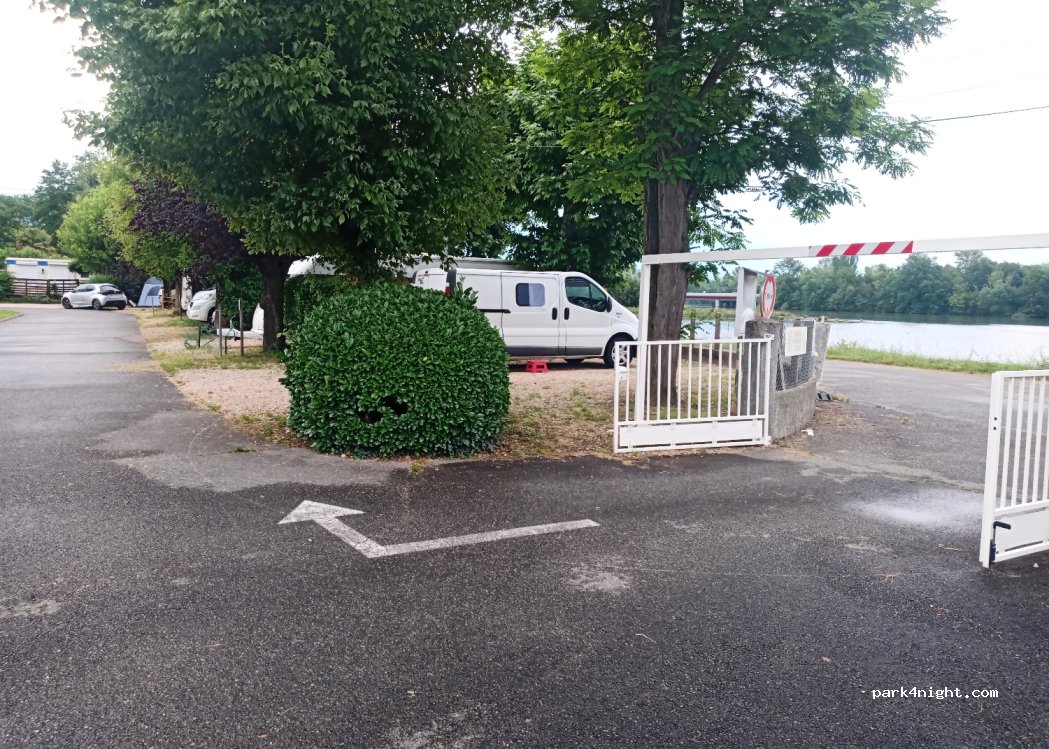Camping Municipal du Lac** — foto