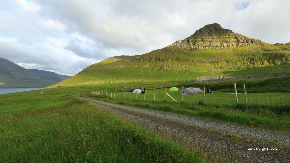 Camping Mikladalur — foto