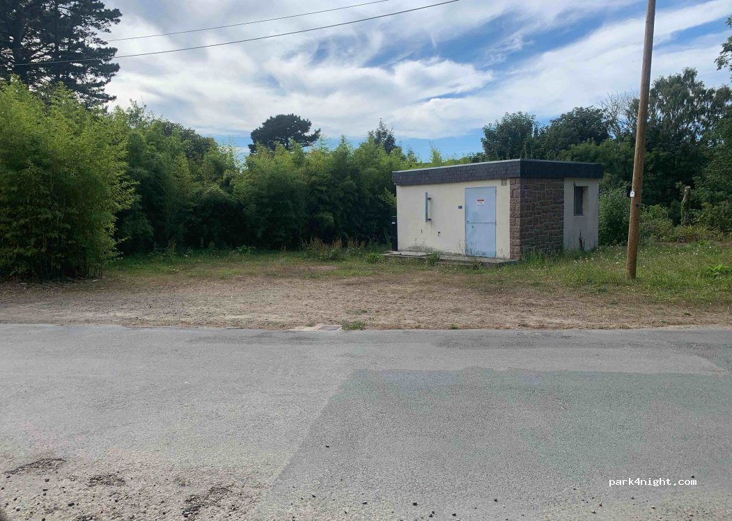 (22700) Perros-Guirec - 77 Rue des Carrières — foto