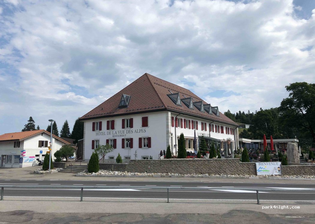 (2052) Fontaines - 2 La Vue-des-Alpes — foto 3