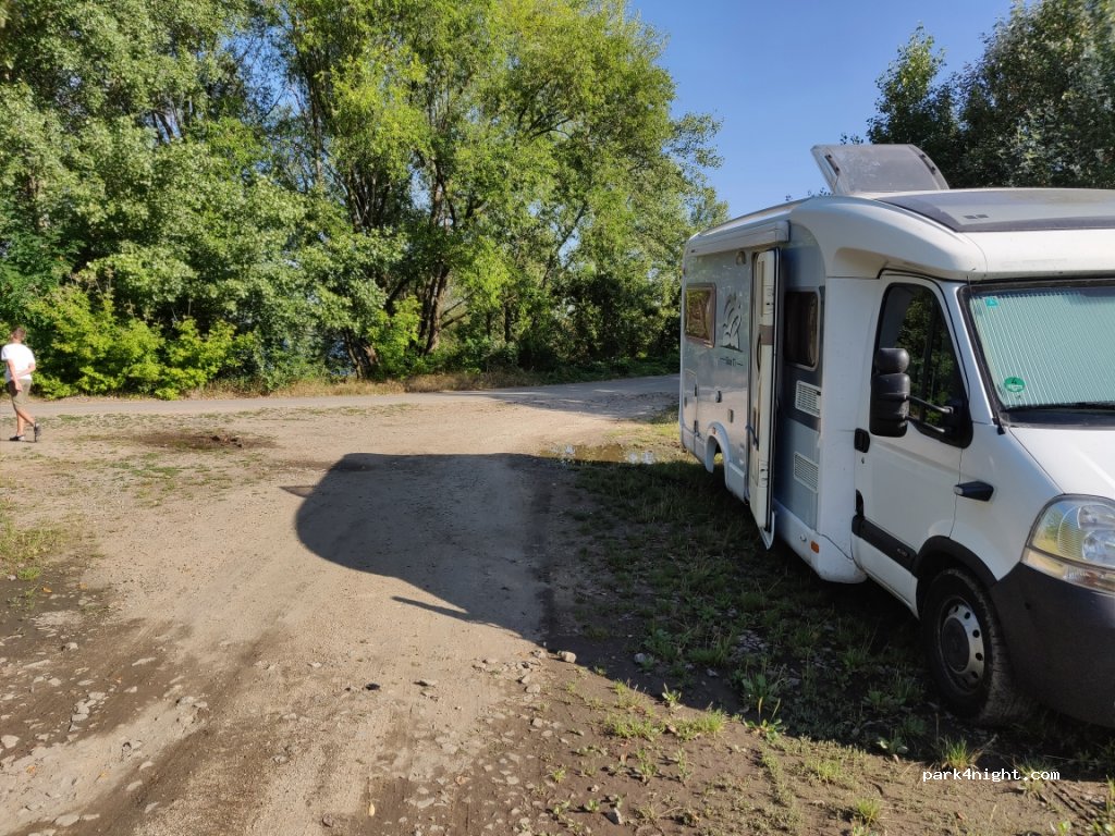(691 67) Šakvice - Unnamed Road — foto 2