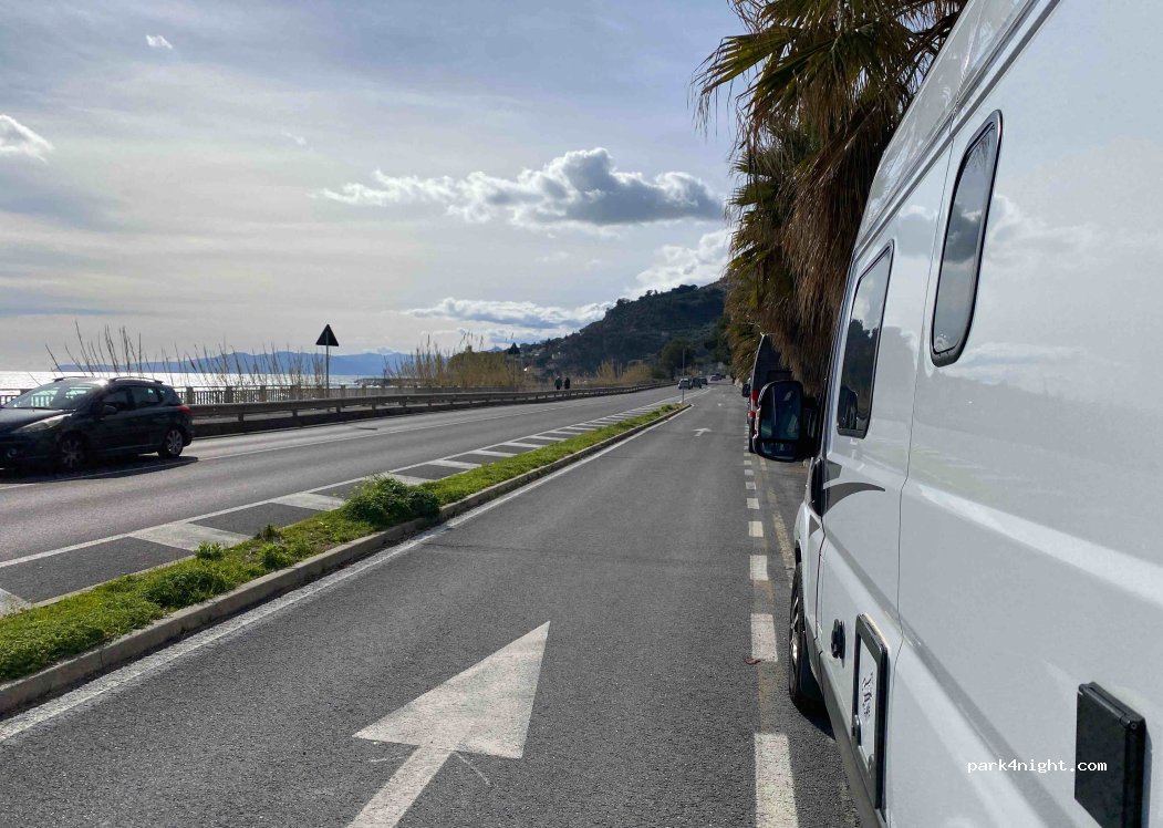 (17024) Varigotti - 7 Strada Statale 1 Via Aurelia — foto 4