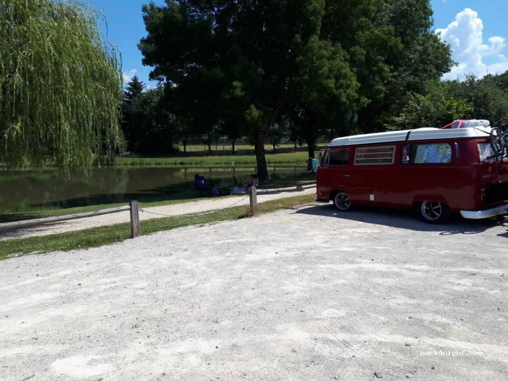 (86390) Lathus-Saint-Rémy - 1 D10 — foto