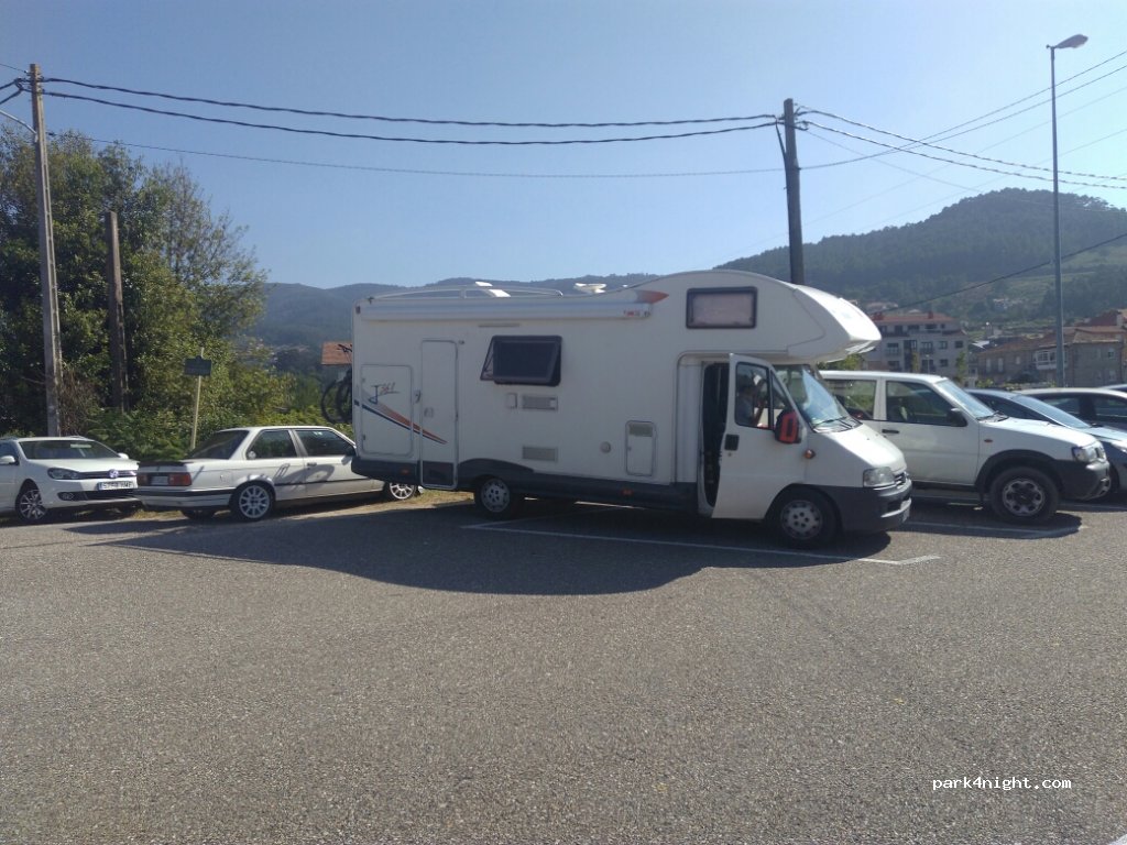 (36393) Baiona - 60 Avenida Praia Ladeira — foto