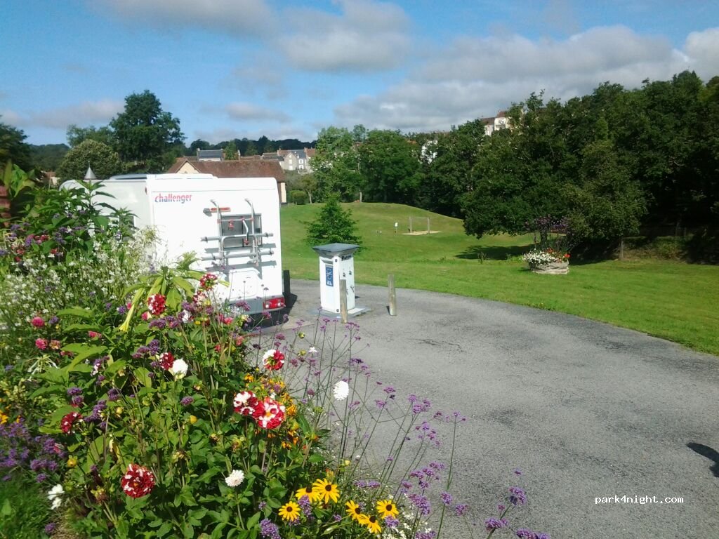 (23800) La Celle-Dunoise - Route du Canard — foto 2