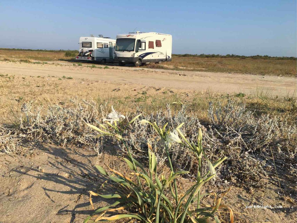 (575 00) Epanomi - Unnamed Road — foto 2