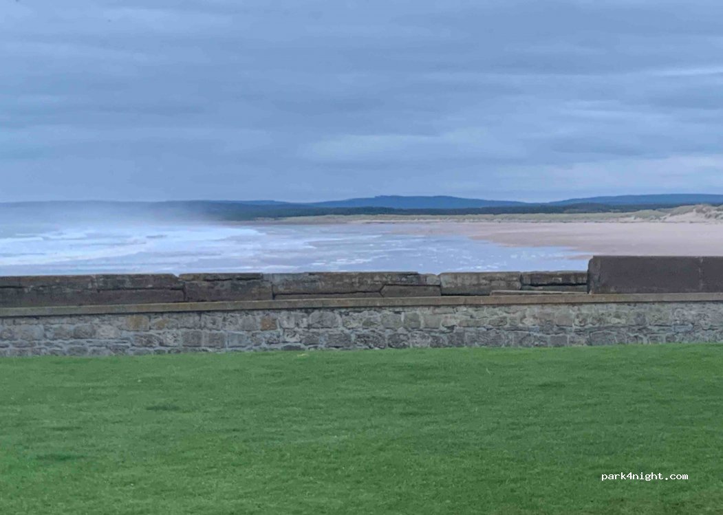 (IV31 6DJ) Lossiemouth - 6A Clifton Road — foto