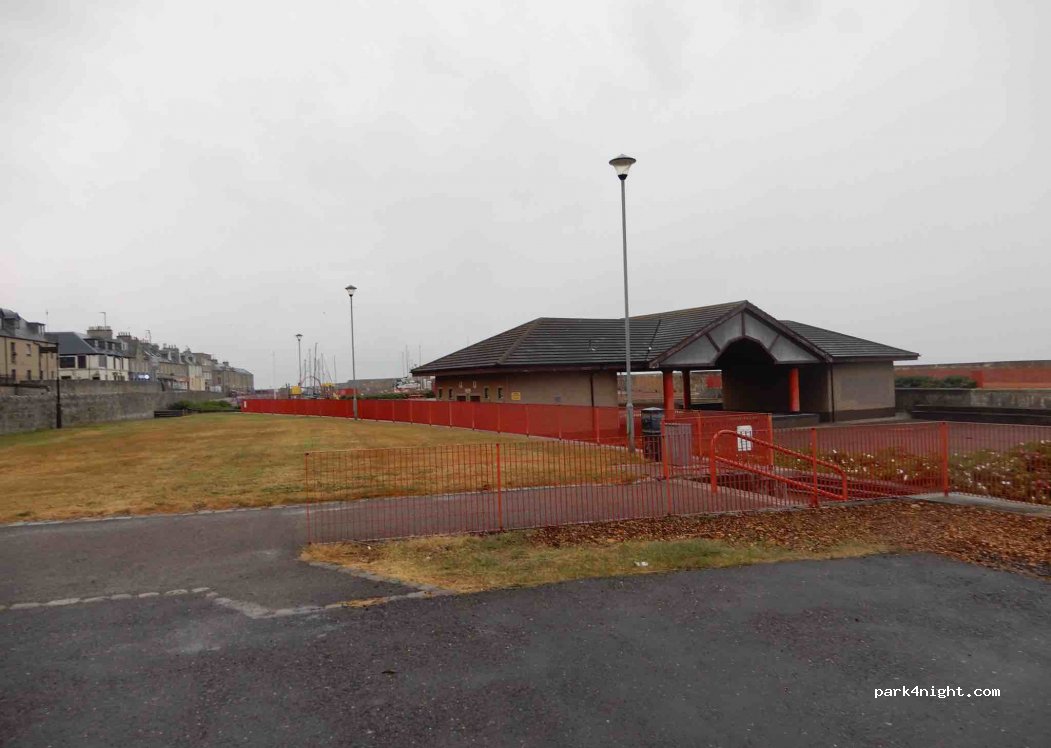 (IV31 6DJ) Lossiemouth - 6A Clifton Road — foto 2