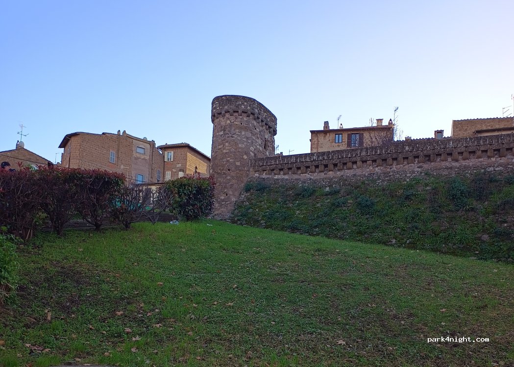 (01019) Vetralla - 84 Viale Eugenio IV — foto 5