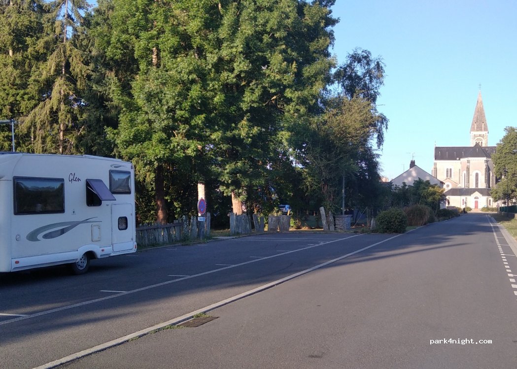 (44170) Nozay - 3 Rue du Vieux Bourg — foto 2