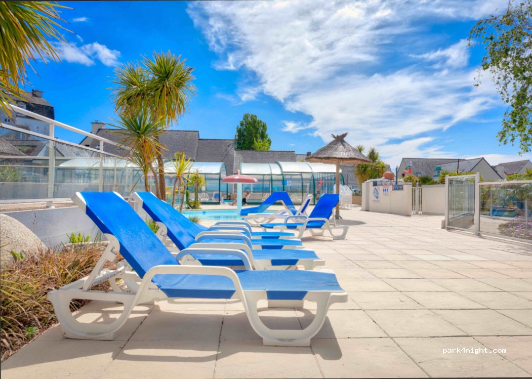Camping les Embruns ***** — foto