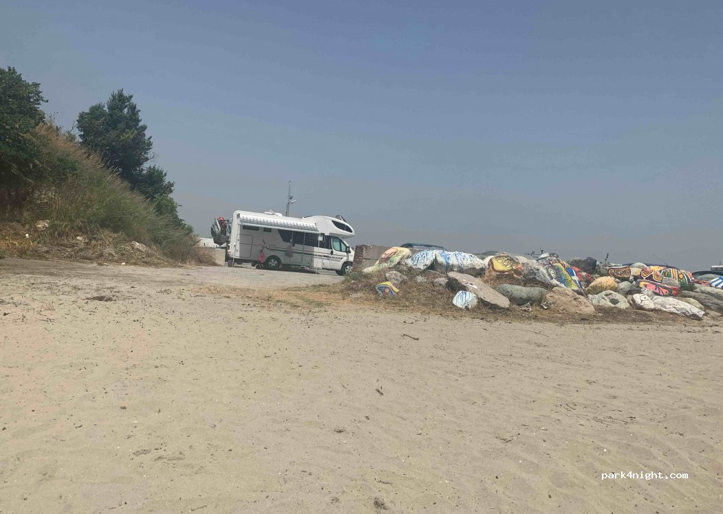 (600 66) Pidna Kolindros - Unnamed Road — foto 2