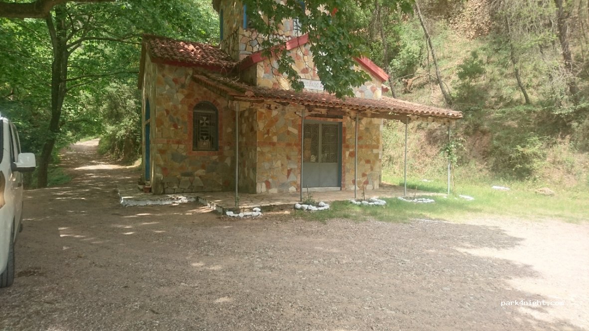 (270 65) Archea Olimpia - Ethniki Odos Tripolis Olimpias — foto