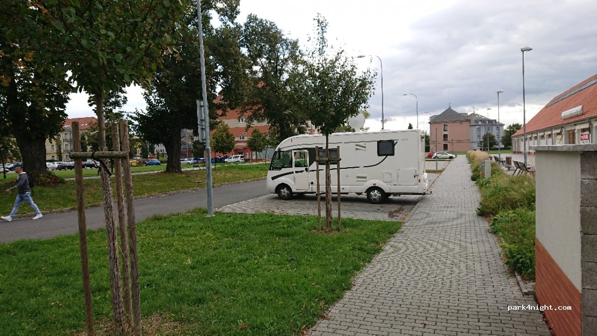 (686 01) Uherské Hradiště - 1286 Verbířská — foto 3