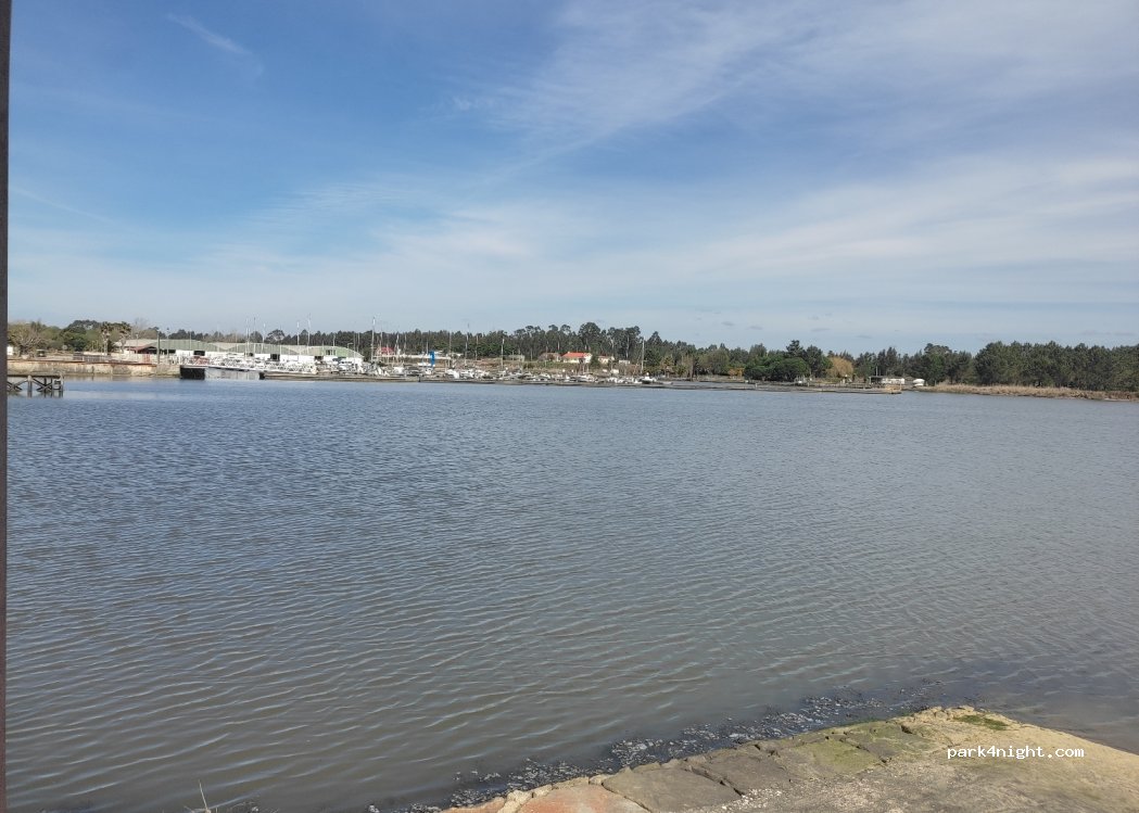 (3880) Ovar - 1599 Rua Família Colares Pinto — foto 4