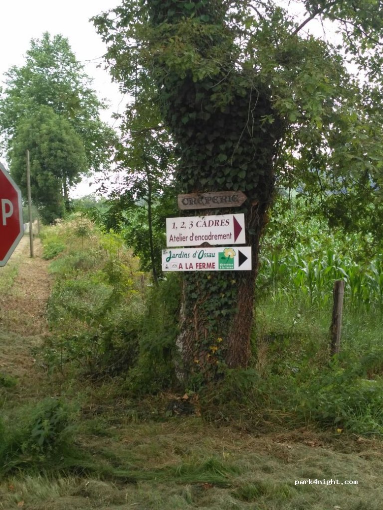 Aire Naturelle du Camping Les Jardins d'Ossau — foto 2