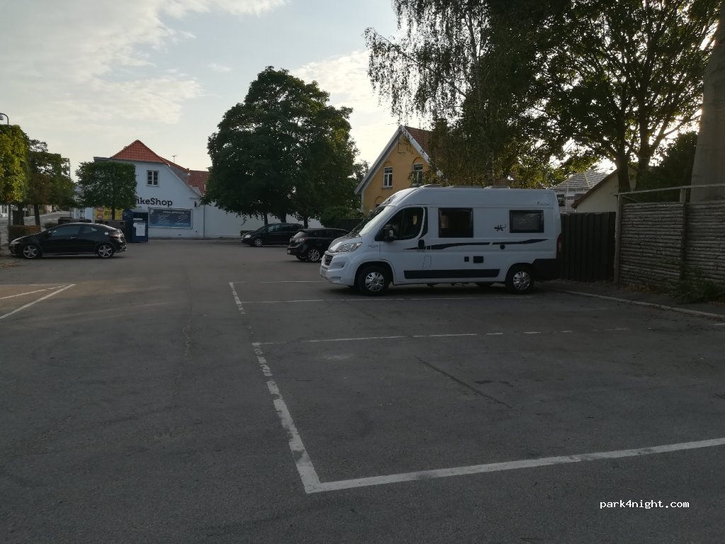 (3520) Farum - 32 Farum Hovedgade — foto 2