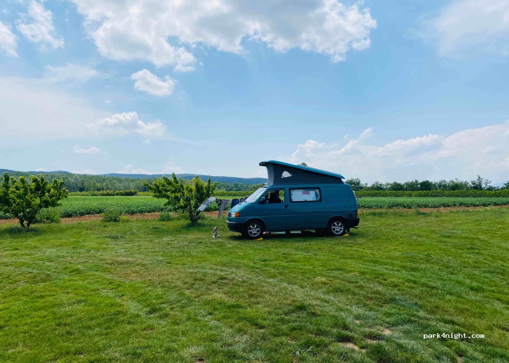 Domaine Distaise - Aire Distaise Camping-car — foto 3