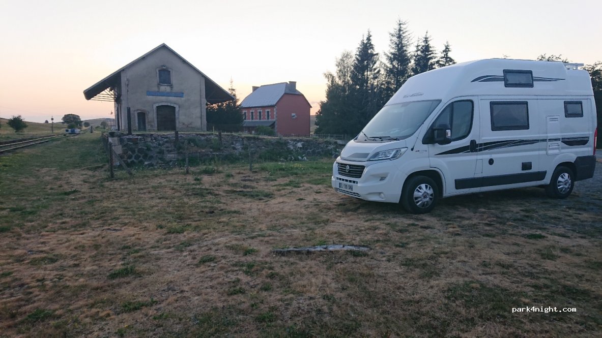 (15160) Landeyrat - Gare de Landeyrat Marcenat — foto 2