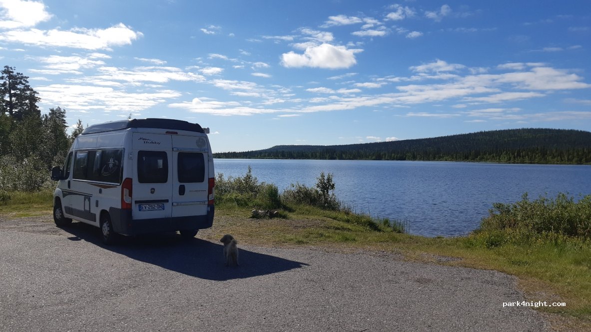 (982 60)  - Porjusvägen — foto