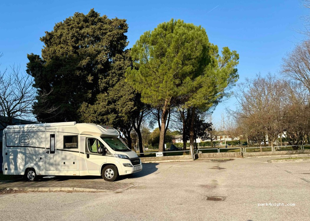 (34072) Gradisca d'Isonzo - 133 Viale Trieste — foto 5