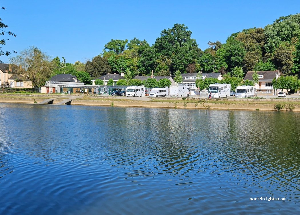 (72300) Sablé-sur-Sarthe - 57-69 Rue Michel Vieille — foto 3
