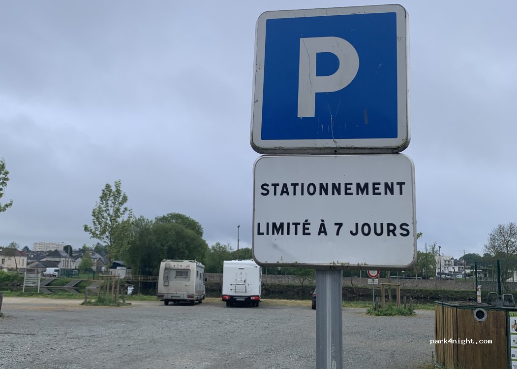 (72300) Sablé-sur-Sarthe - 57-69 Rue Michel Vieille — foto 4