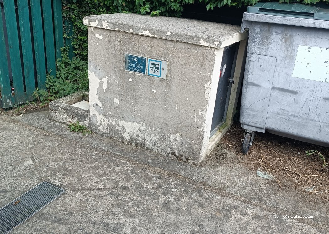 (22810) Plougonver - 13-15 Rue du Stade — foto 3