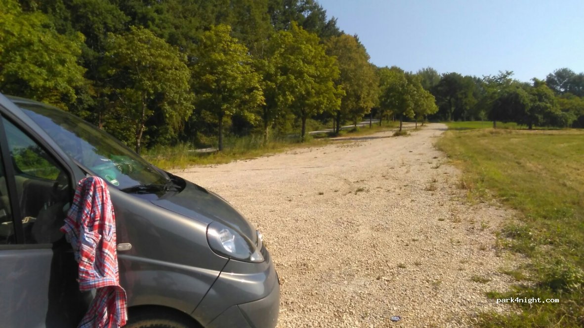 (91077) Hetzles - Unnamed Road — foto