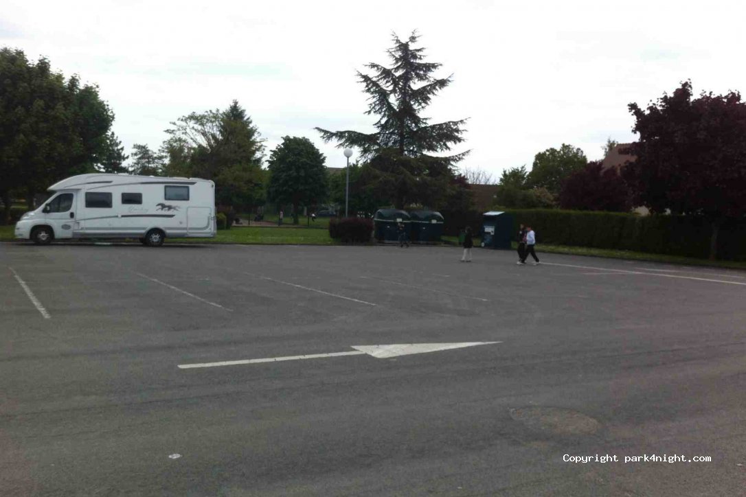 (45300) Pithiviers-le-Vieil - 7-9 Rue de l'Aumonet — foto