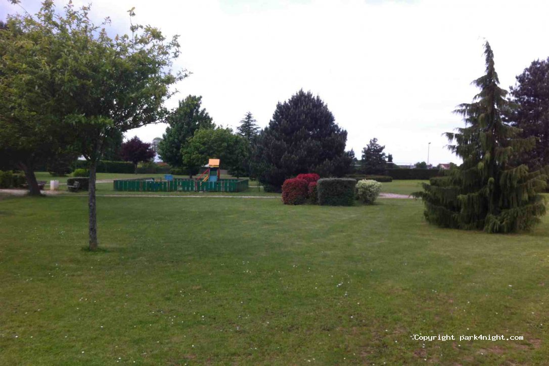 (45300) Pithiviers-le-Vieil - 7-9 Rue de l'Aumonet — foto 2