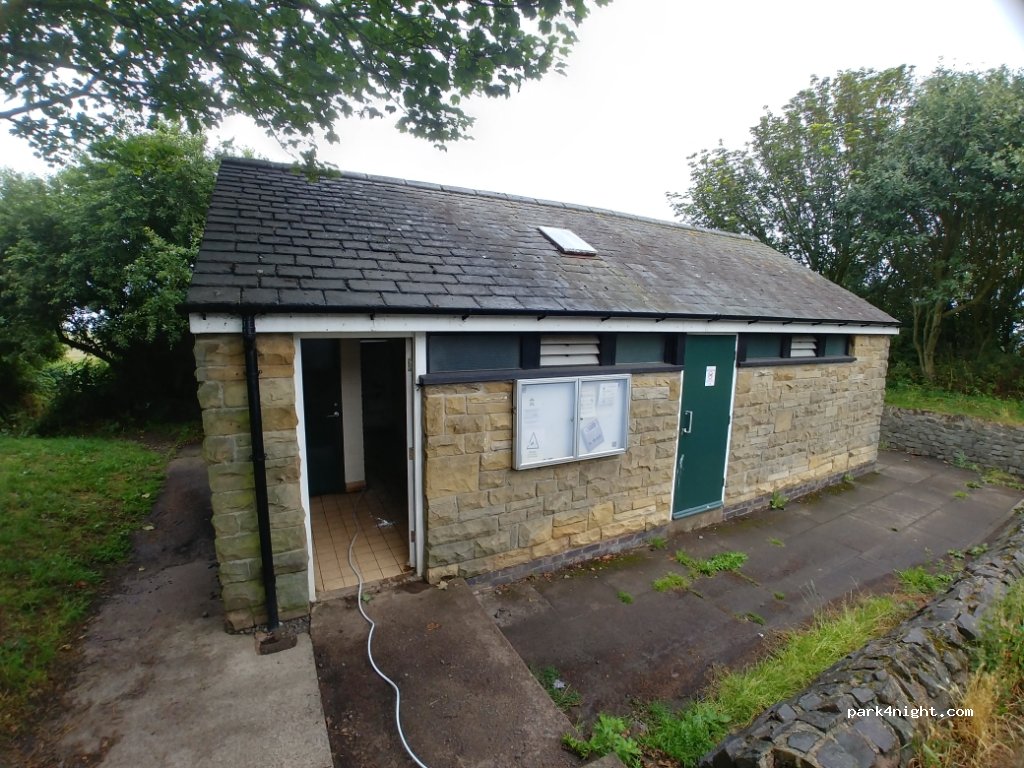 (NE65 0SW) Morpeth - Unnamed Road — foto
