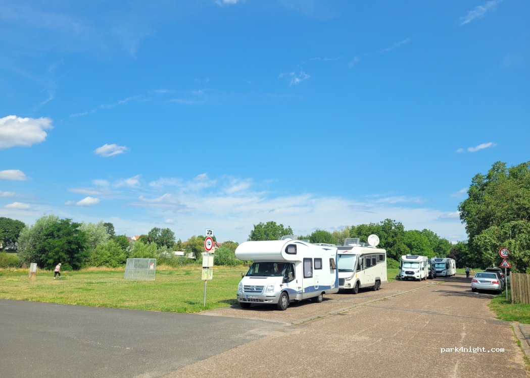 (63839) Kleinwallstadt - 14 Fährstraße — foto 4
