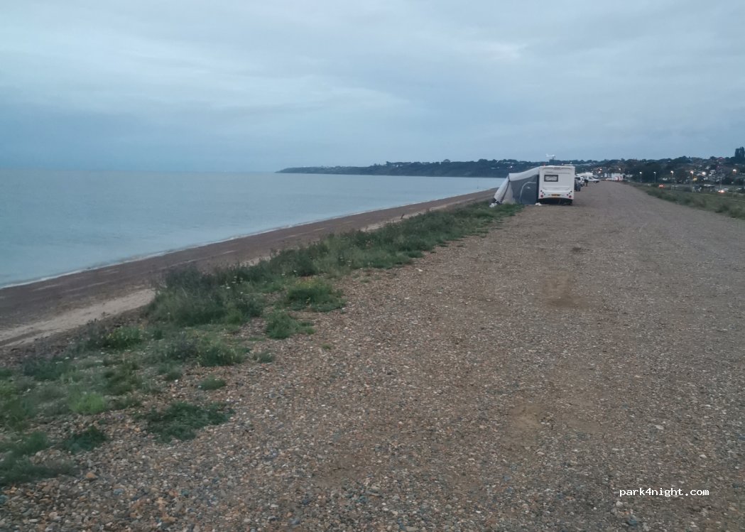 (ME12 2BX) Sheerness - 155 Marine Parade — foto 3