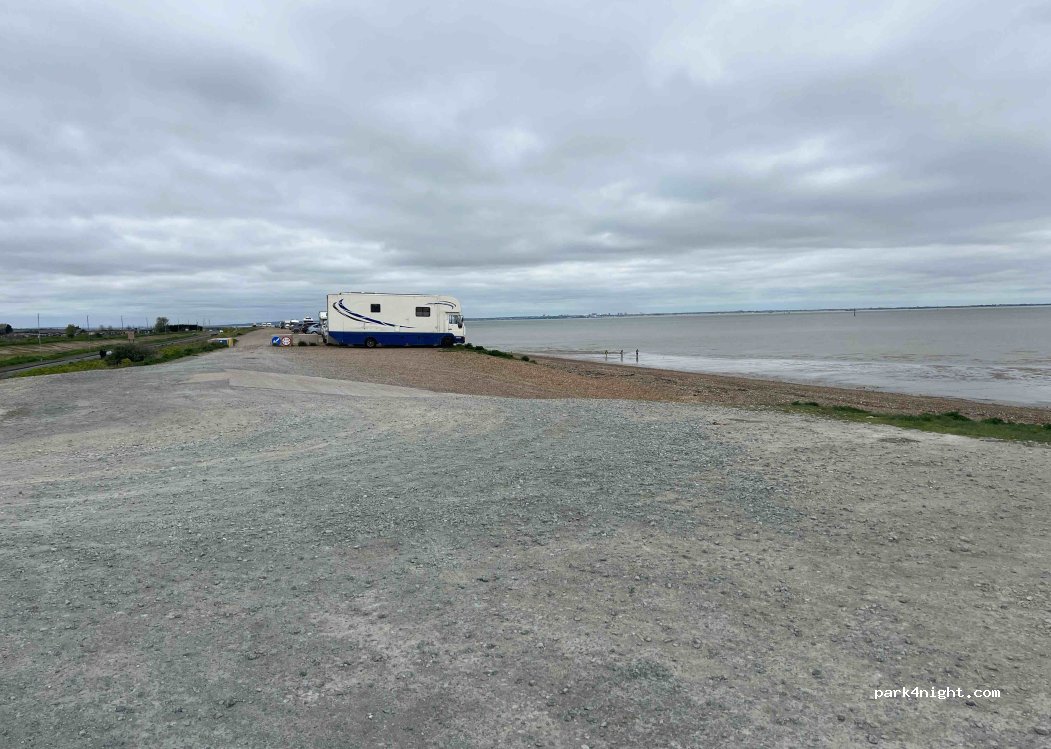 (ME12 2BX) Sheerness - 155 Marine Parade — foto 4