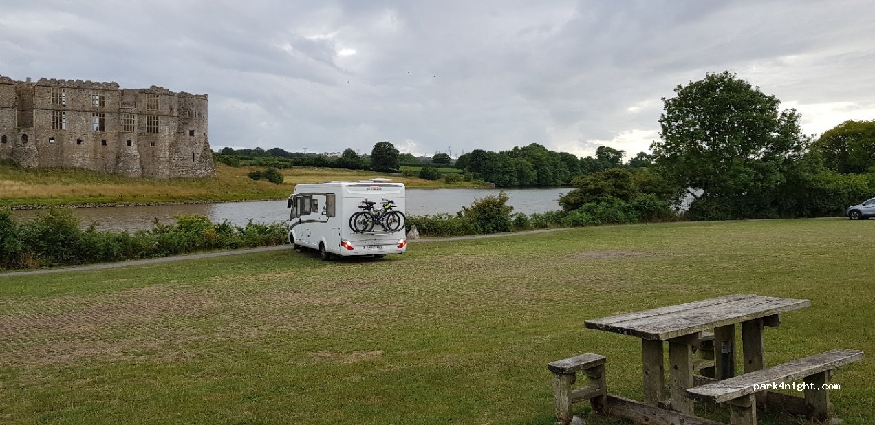 (SA70 8SN)  - Butts Lane — foto 2