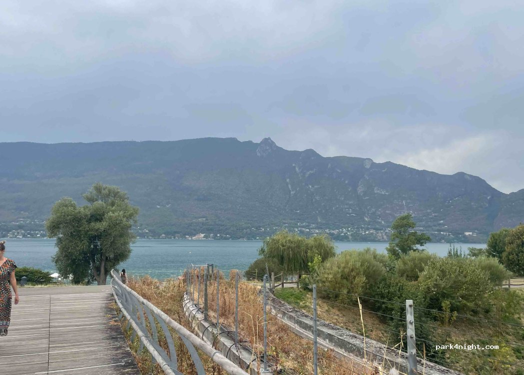 (73100) Tresserve - Boulevard Jean Charcot — foto 3