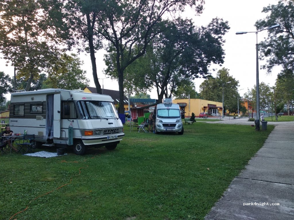Thermen Camping — foto