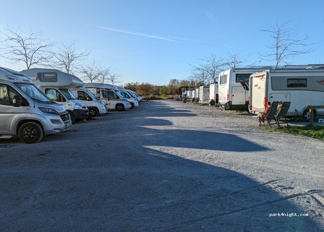 (34140) Mèze - Avenue du Stade — foto 4