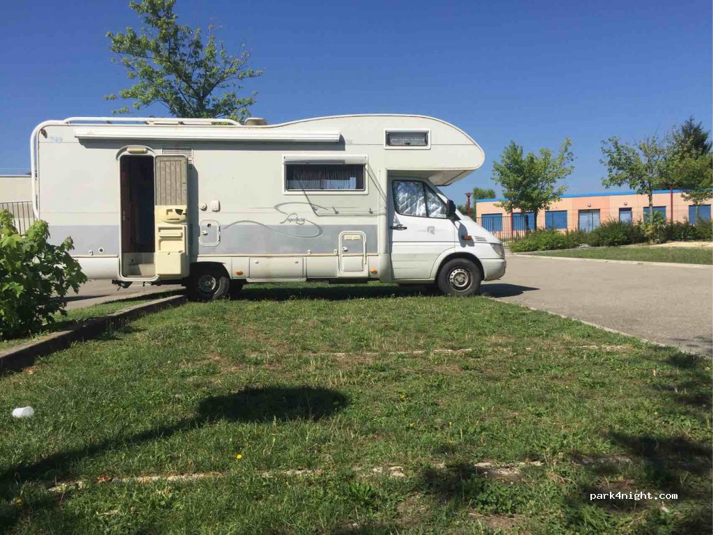 (26260) Saint-Donat-sur-l'Herbasse - Les Ulezes et les Prés — foto