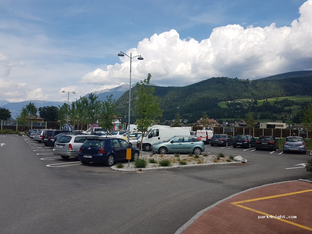 (39031) Brunico - 10 Via Campo Tures — foto