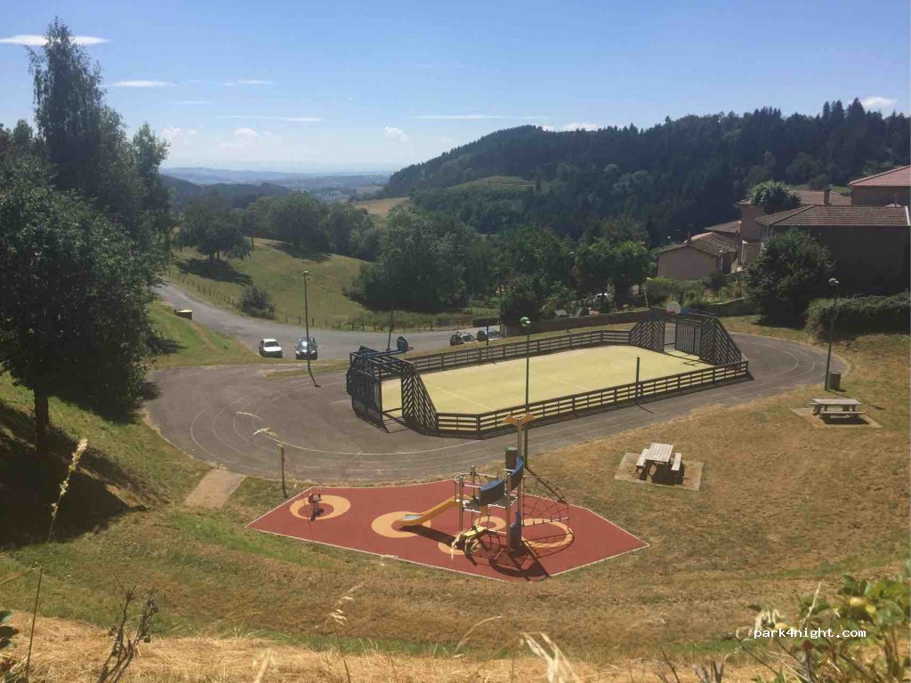 (69240) Thizy-les-Bourgs - 1 Le Bourg — foto 2