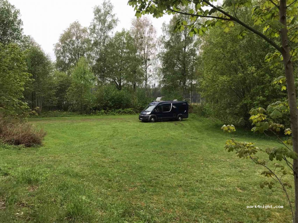 (694 97) Rönneshytta - Kilslundsvägen — foto 2