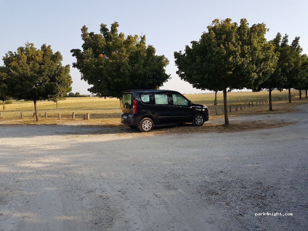 (79210) Saint-Hilaire-la-Palud - 4-34 Chemin du Gros Blancheau — foto 2