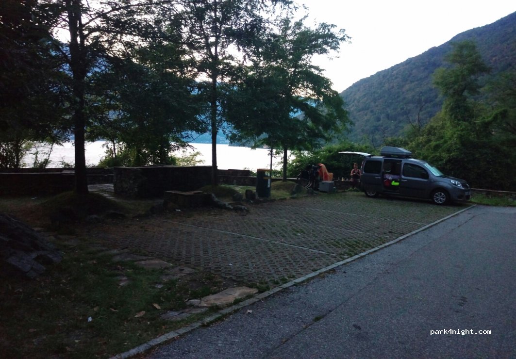 (21061) Maccagno con Pino e Veddasca  - 43 Strada Statale 394 — foto