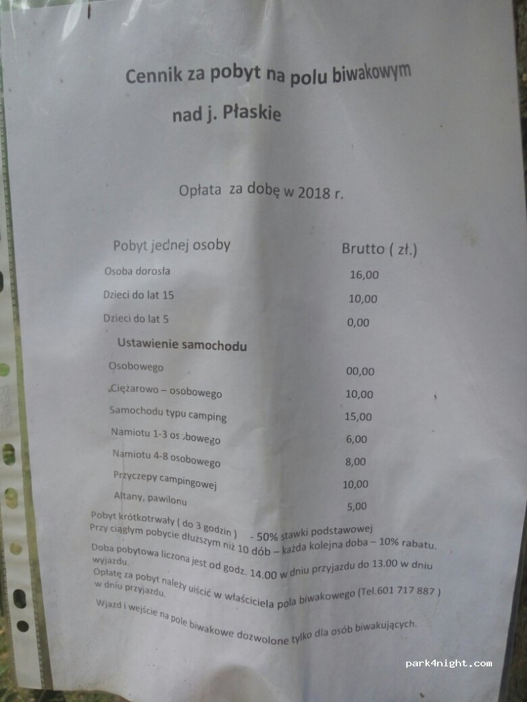 Pole namiotowe nad jez. Płaskim — foto