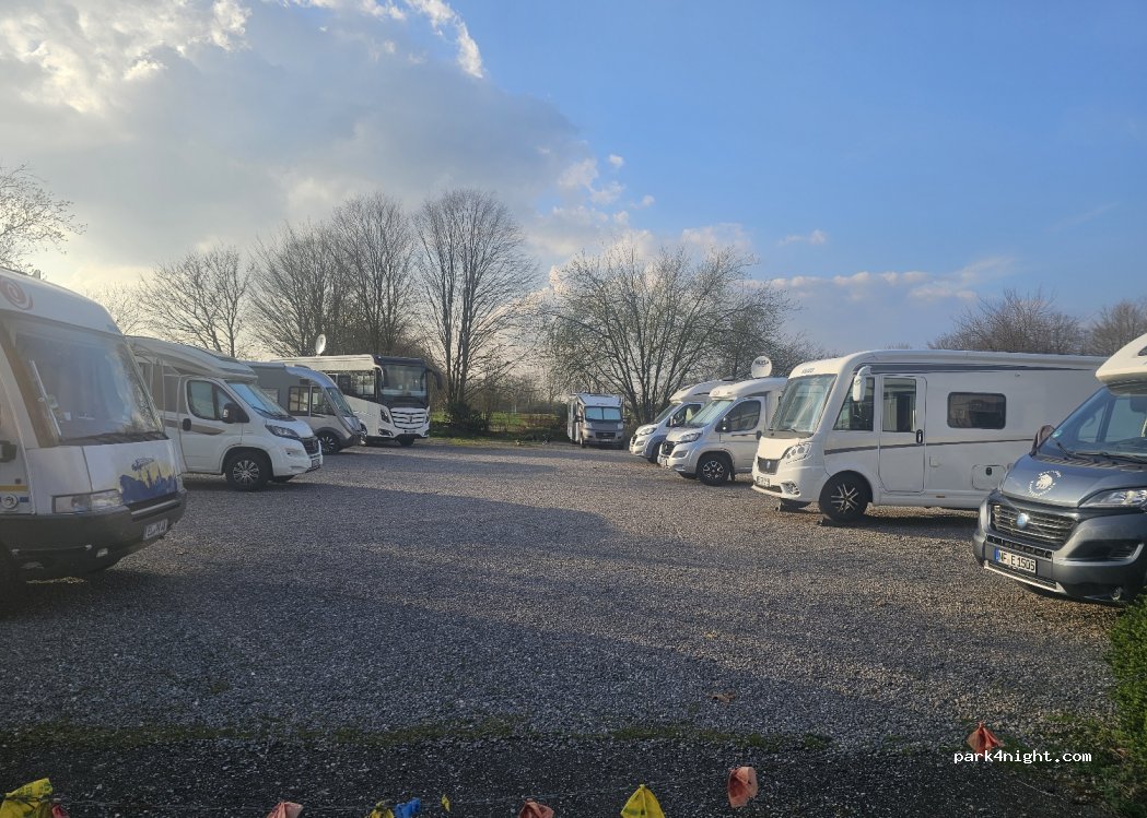 Reisemobilpark Kempen — foto 2
